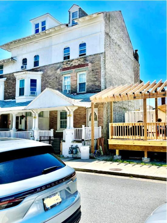 3 Bedrooms, Boardwalk Duplex Beachblock Home! Ατλάντικ Σίτι Εξωτερικό φωτογραφία